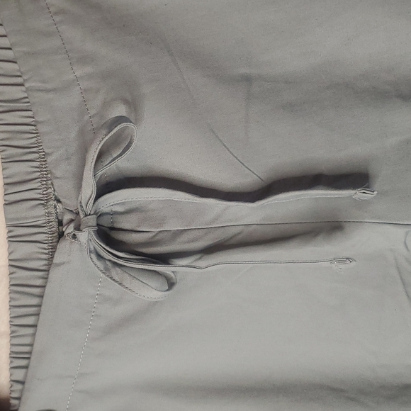 Women breast cancer nursing srub top with gray pants - Picture 8 of 11